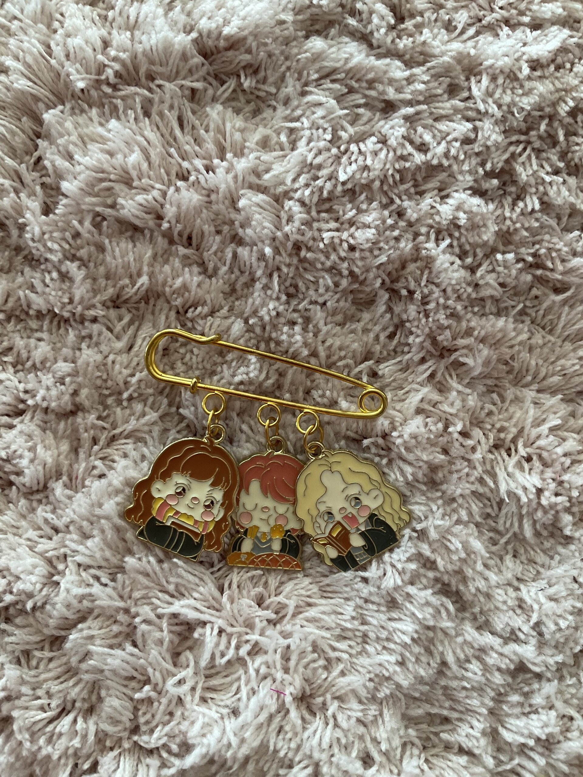 Broche H.P - 5