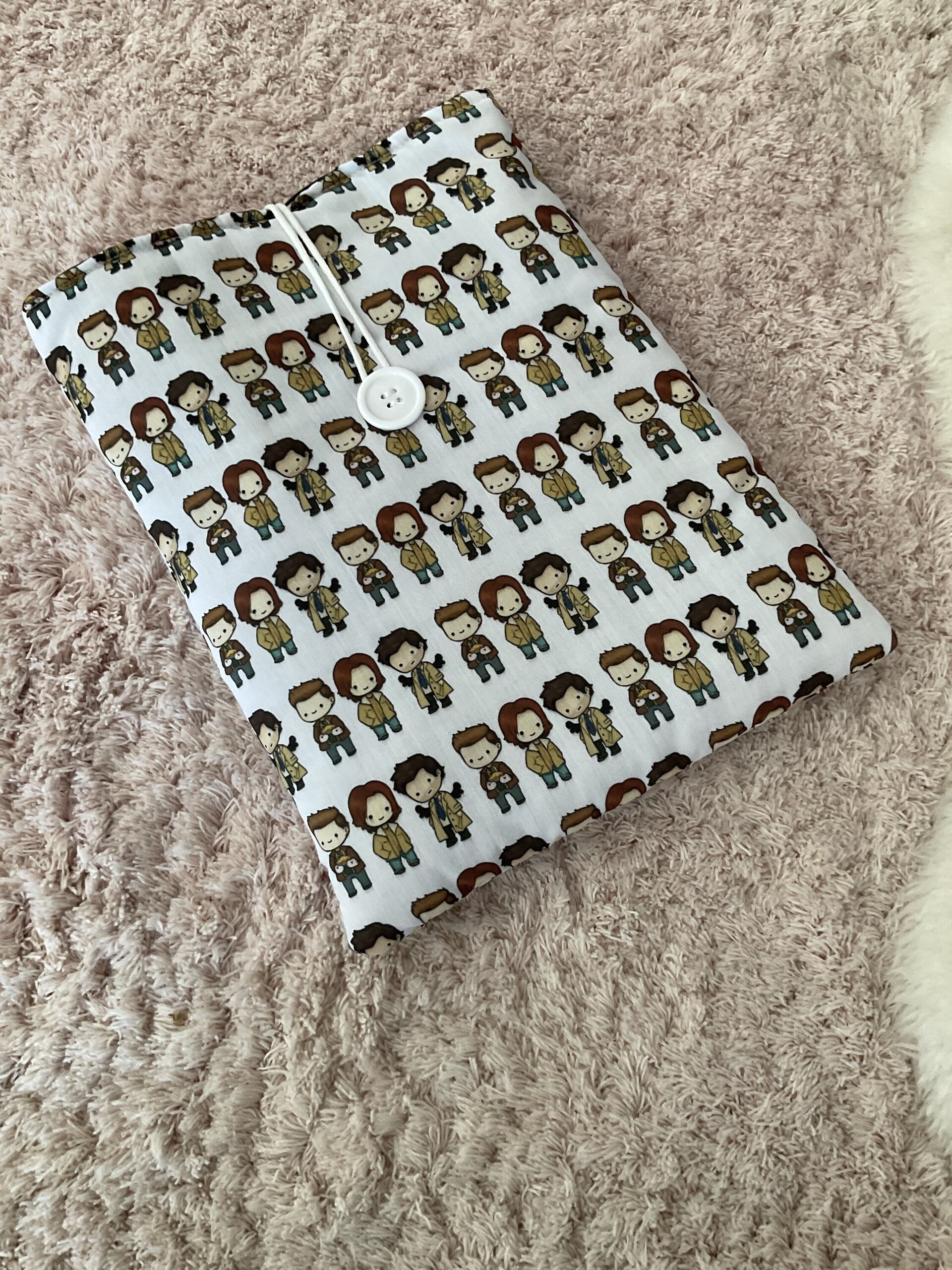 Funda para libro Sobrenatural - 29