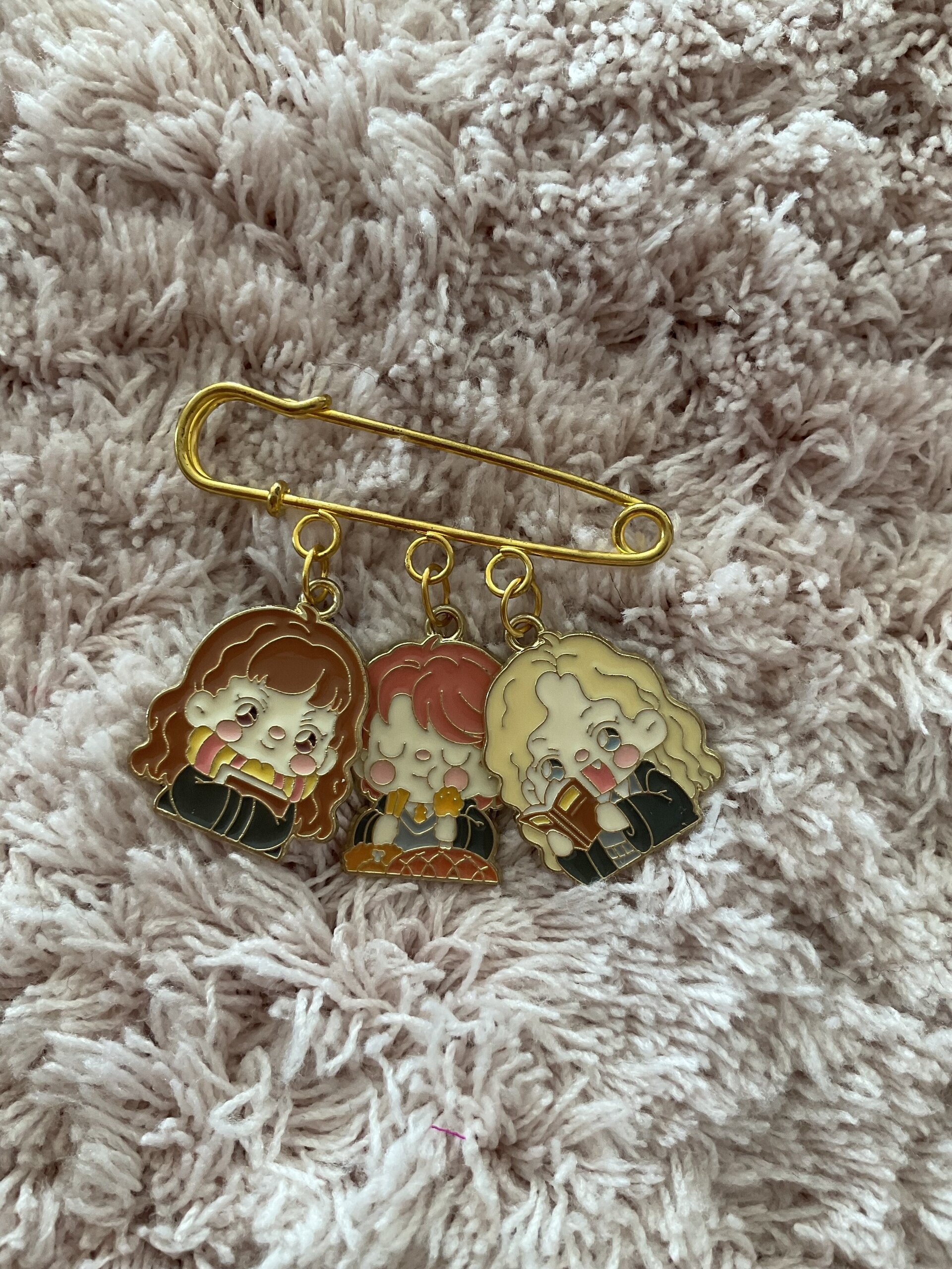 Broche H.P - 8