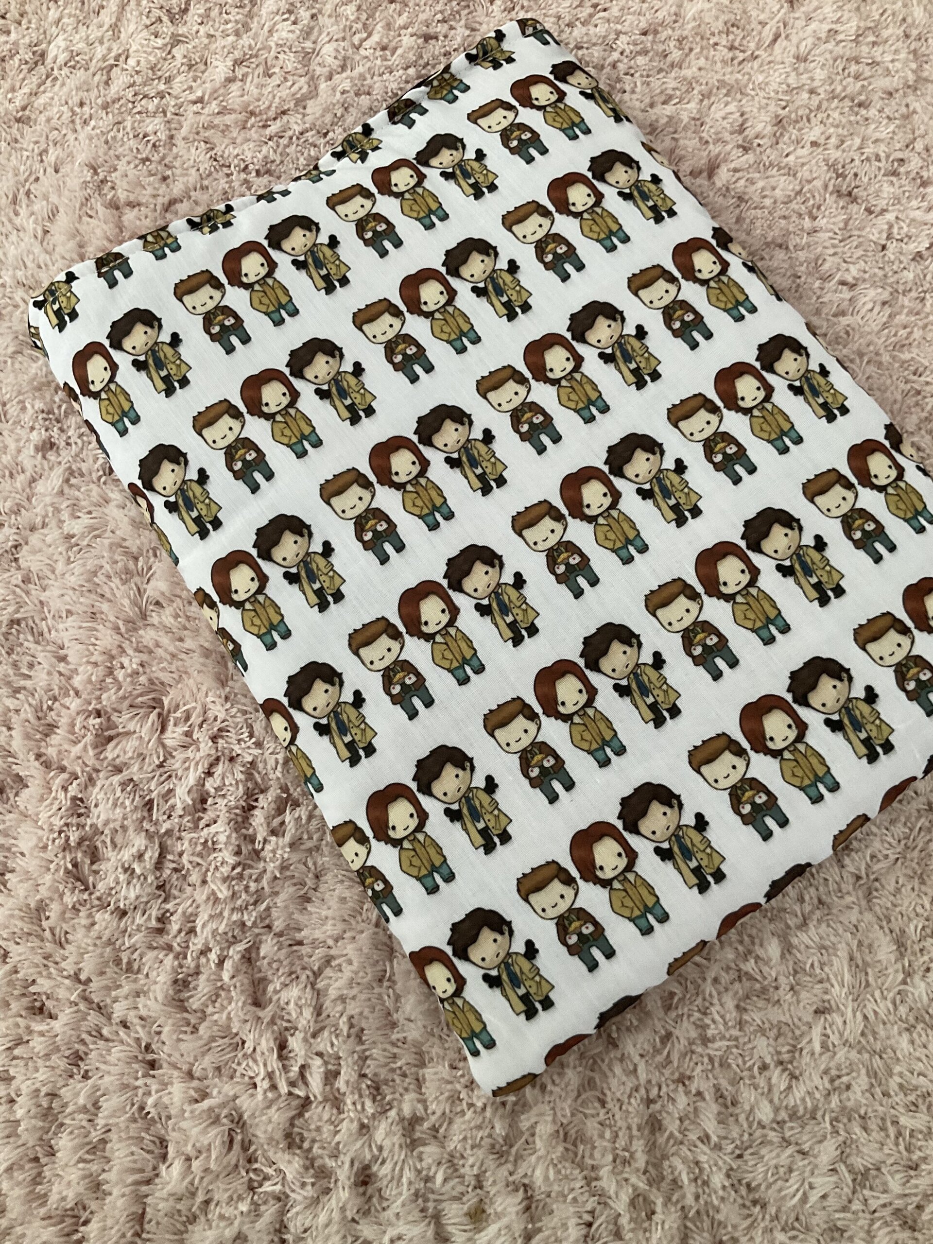 Funda para libro Sobrenatural - 6