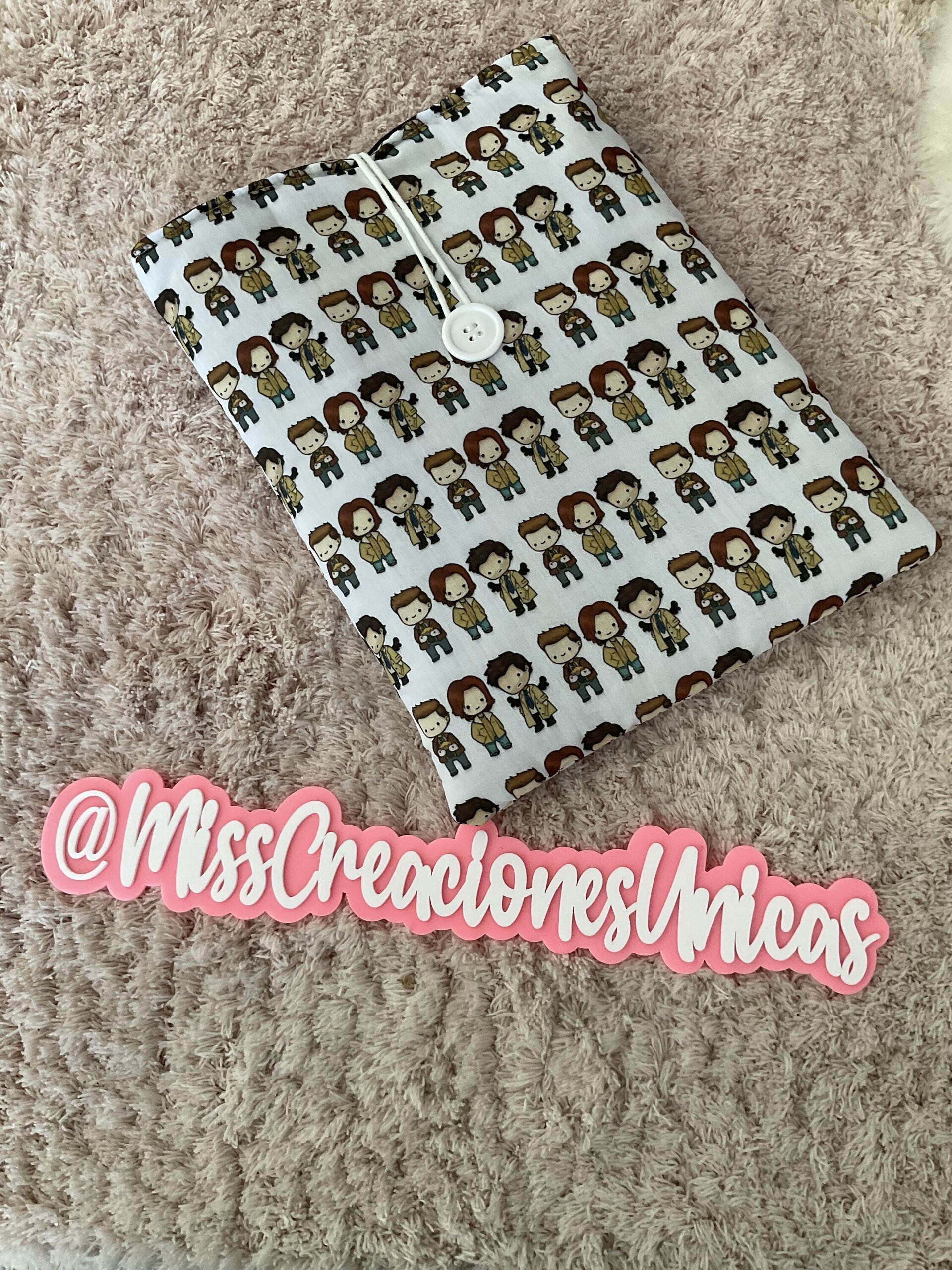 Funda para libro Sobrenatural - 14