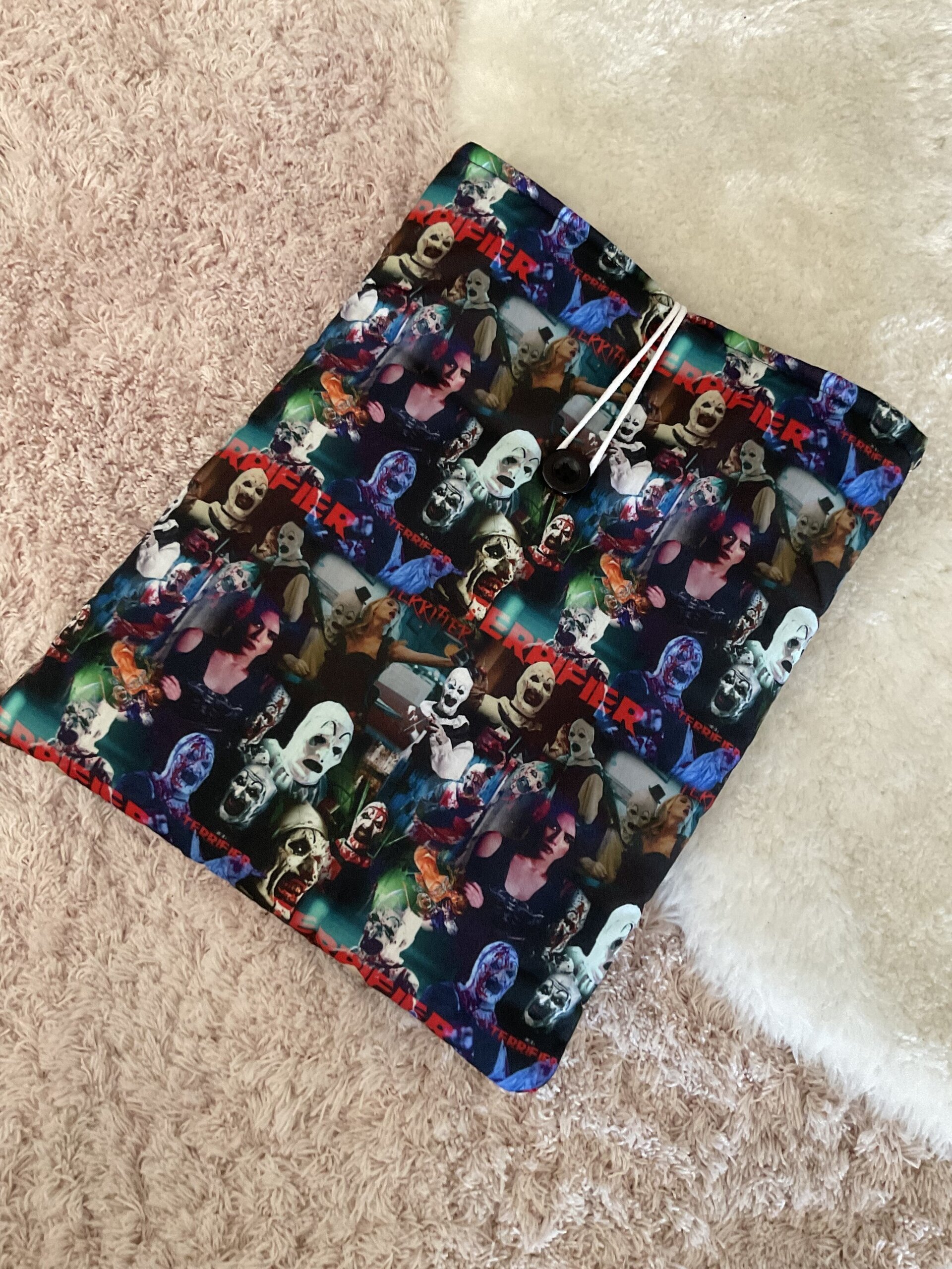 Funda libro Terrifier - 14