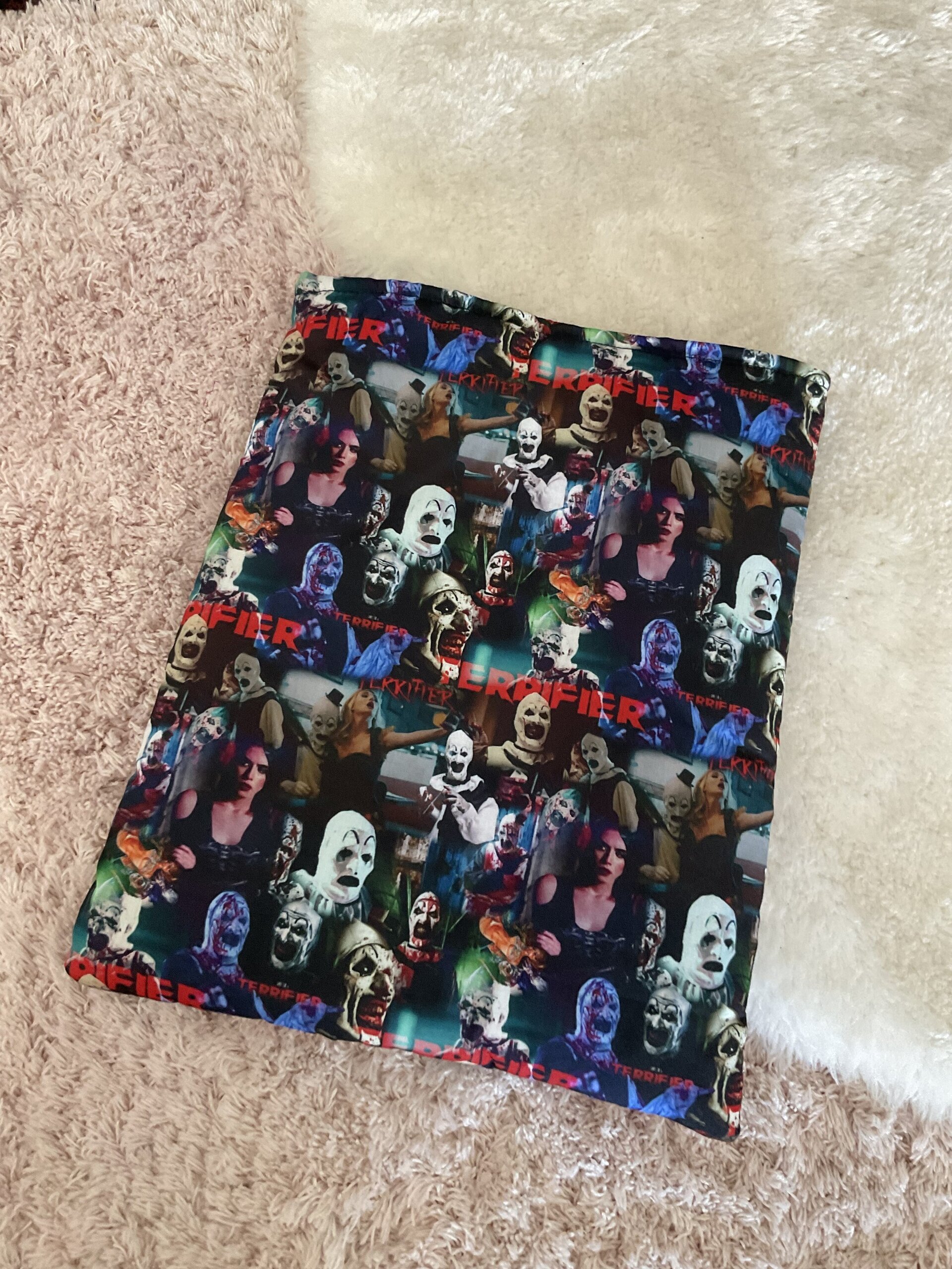 Funda libro Terrifier - 1