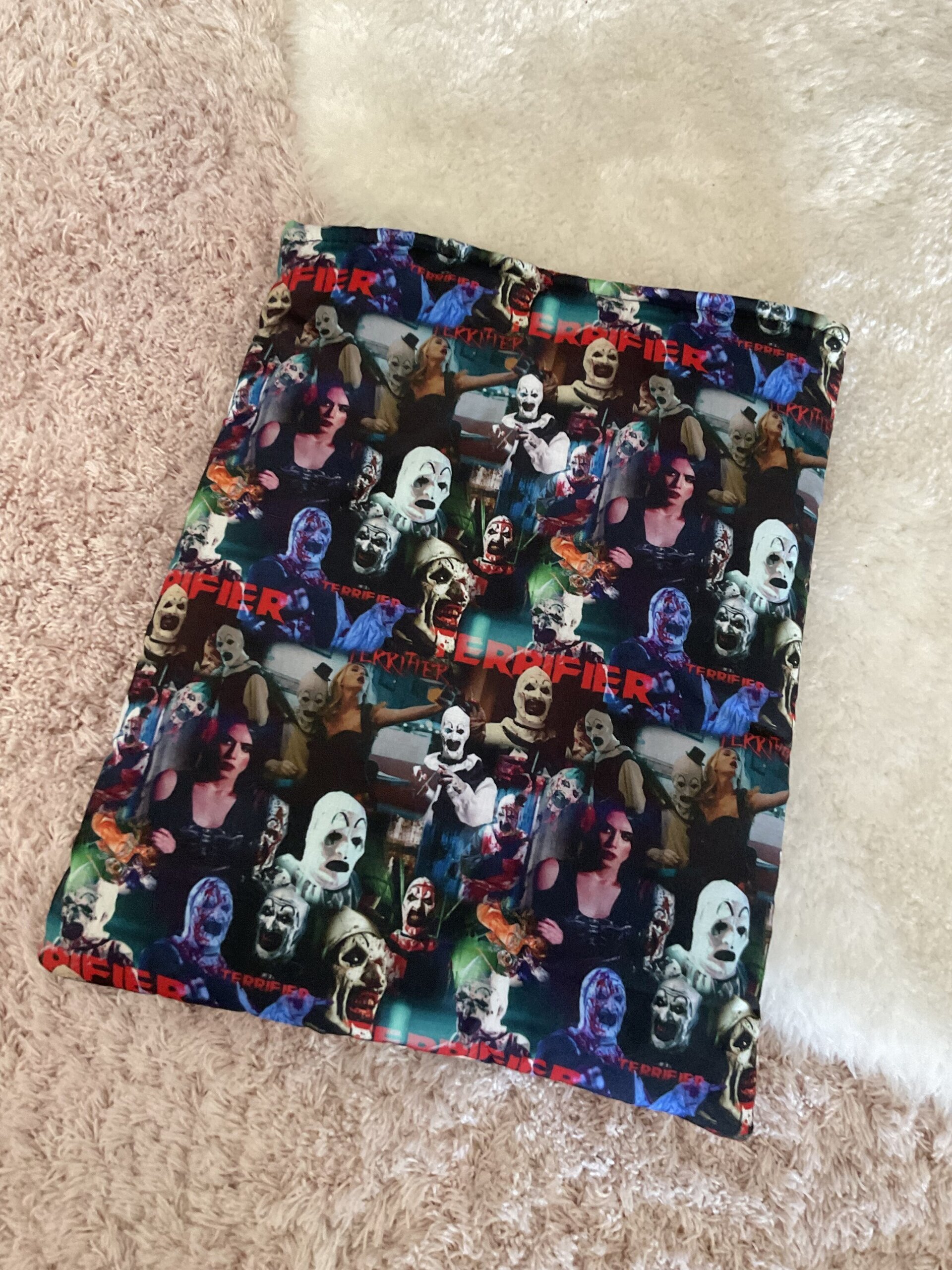 Funda libro Terrifier - 6